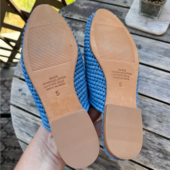 BAND OF THE FREE Dusty Blue Raffia Skate
Raffia Mule Sandals - Picture 6 of 10